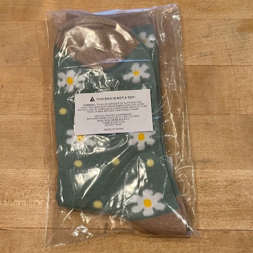 Spring Socks – brand new - Picture 3 of 3